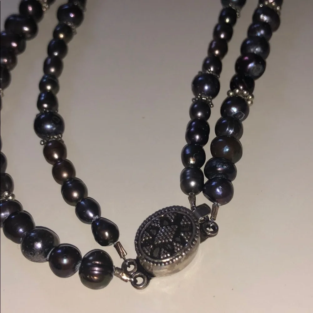 Black pearl necklace Stunning sterling clasp and beads